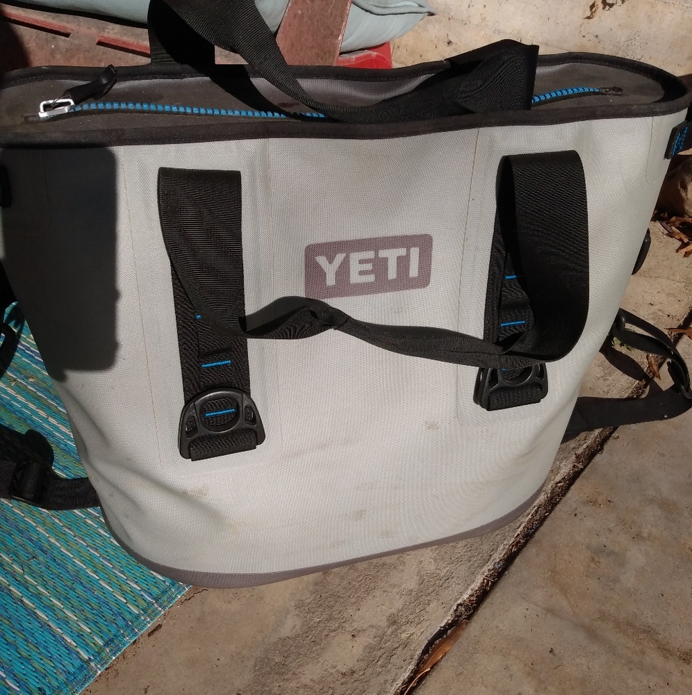 Yeti hopper 30